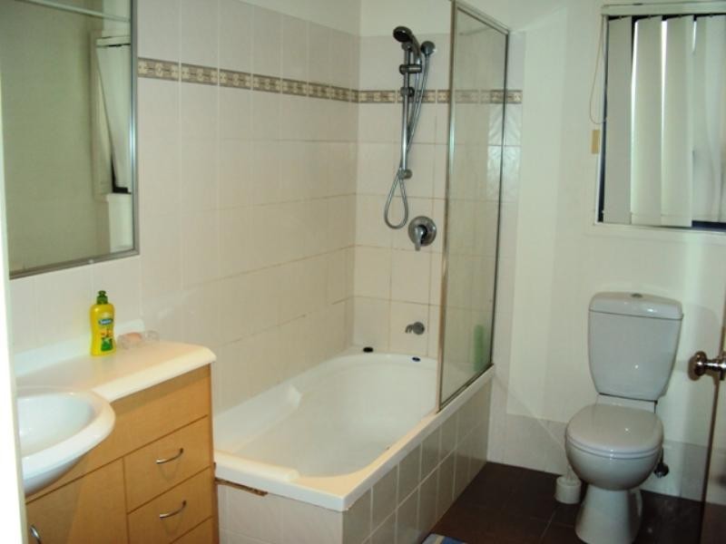 9/96 Marquis Street, Greenslopes QLD 4120