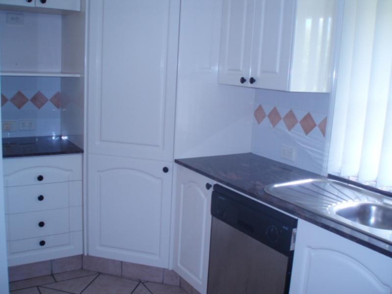 6/19 Athlone Street, Woolloongabba QLD 4102