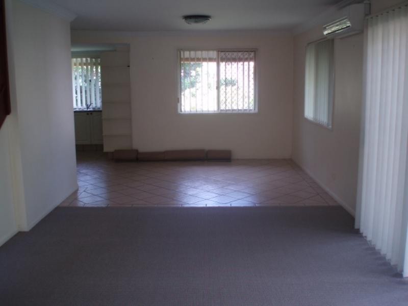 6/19 Athlone Street, Woolloongabba QLD 4102