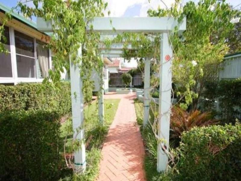 95 Solar Street, Coorparoo QLD 4151