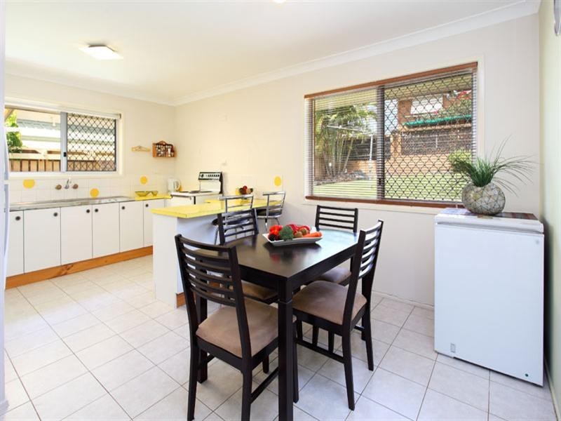 6 Eurong Street, Carina Heights QLD 4152