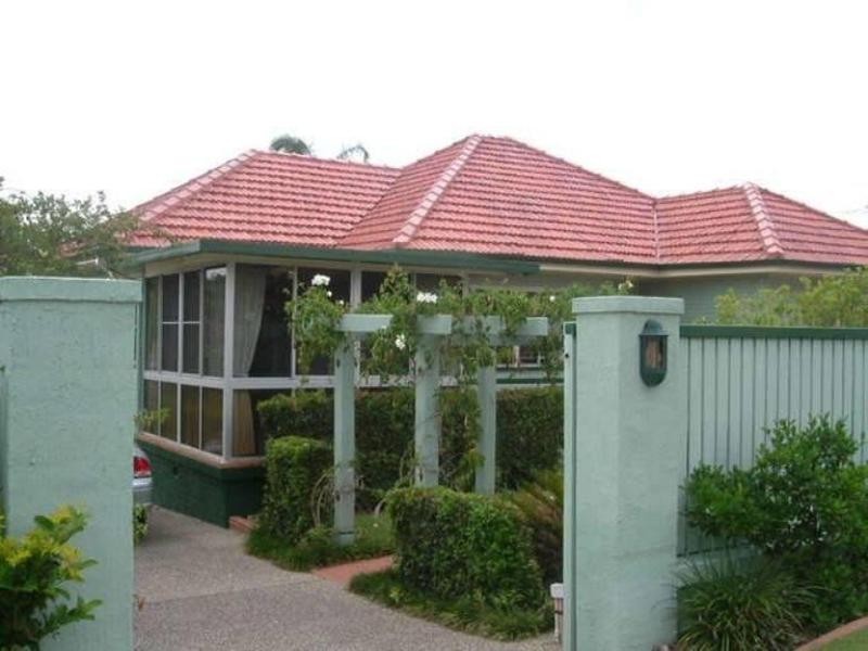 95 Solar Street, Coorparoo QLD 4151