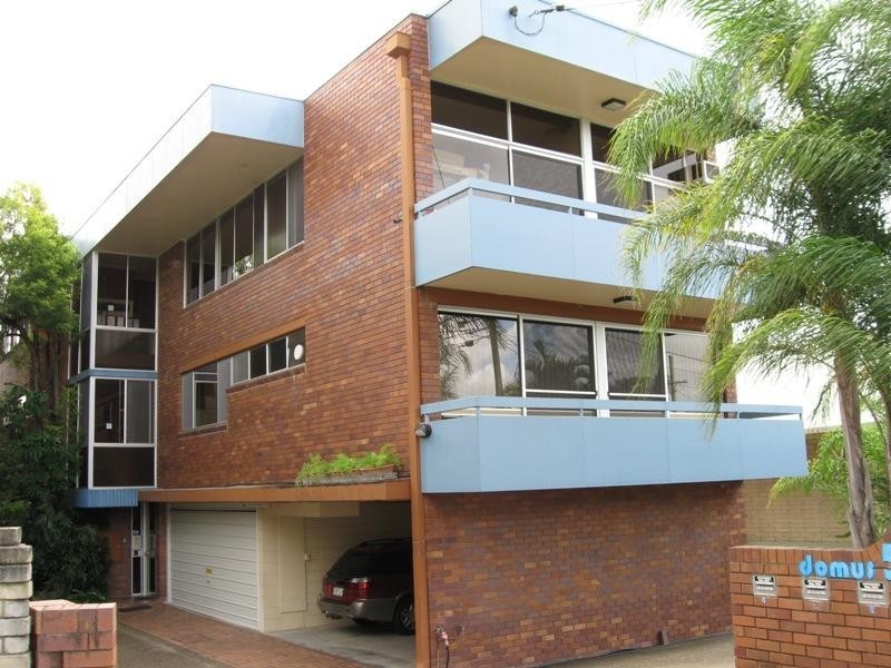 3/52 Henzell Terrace, Greenslopes QLD 4120