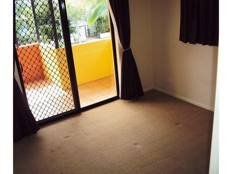 7/85 Victoria Terrace, Greenslopes QLD 4120