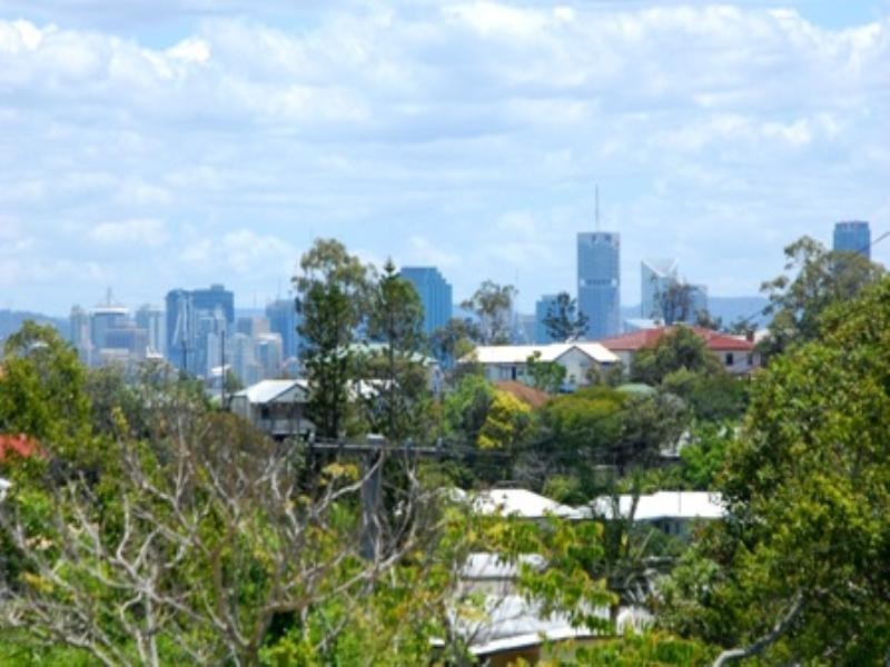 19 Sydney Avenue, Camp Hill QLD 4152