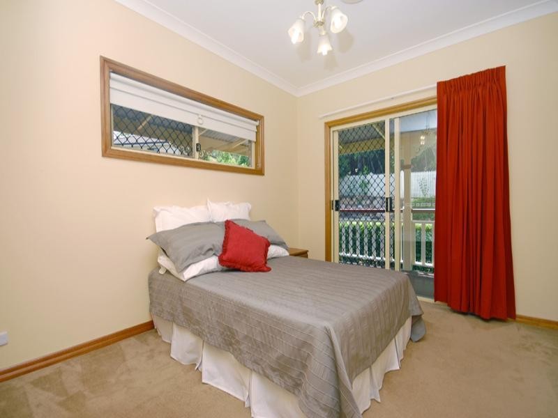 12 Ash Court, Mount Gravatt East QLD 4122