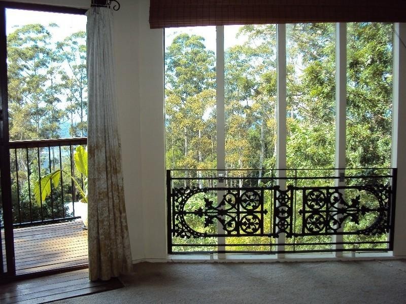 25 North Road, Lower Beechmont QLD 4211