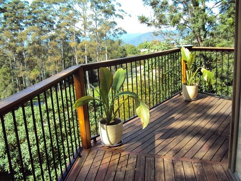 25 North Road, Lower Beechmont QLD 4211
