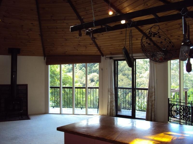 25 North Road, Lower Beechmont QLD 4211