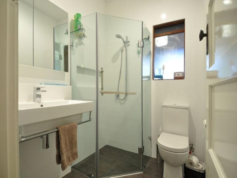 19 Jerome Street, Coorparoo QLD 4151