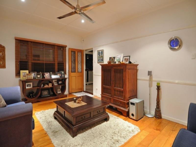 19 Jerome Street, Coorparoo QLD 4151