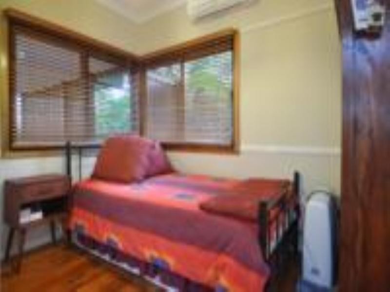 19 Jerome Street, Coorparoo QLD 4151