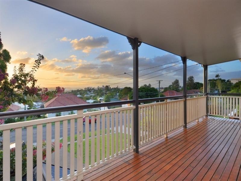 42 Boundary Road, Camp Hill QLD 4152