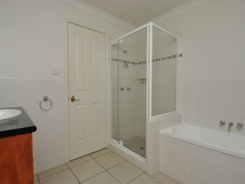 42 Boundary Road, Camp Hill QLD 4152