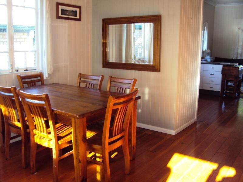 28 Baragoola Street, Coorparoo QLD 4151