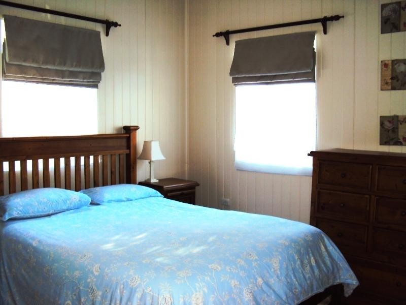 28 Baragoola Street, Coorparoo QLD 4151