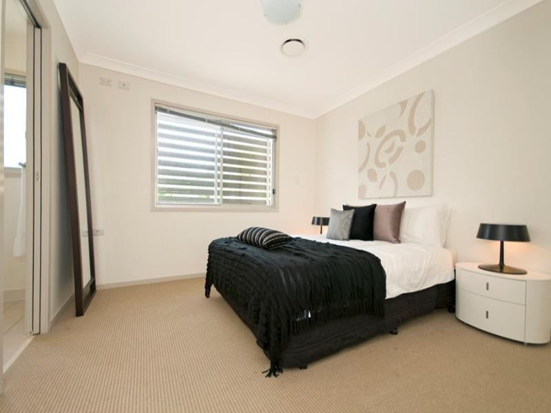 4/35 Rutland Street, Coorparoo QLD 4151