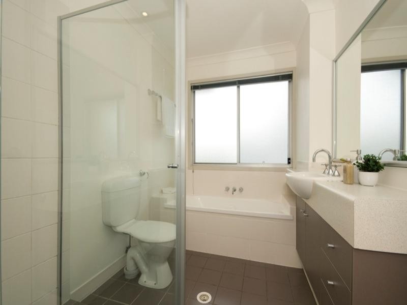 4/35 Rutland Street, Coorparoo QLD 4151