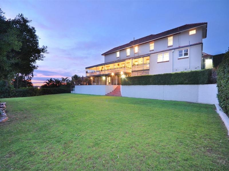 23 Spica Street, Coorparoo QLD 4151