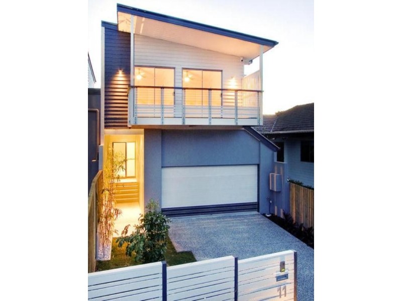 11 Houthem Street, Camp Hill QLD 4152