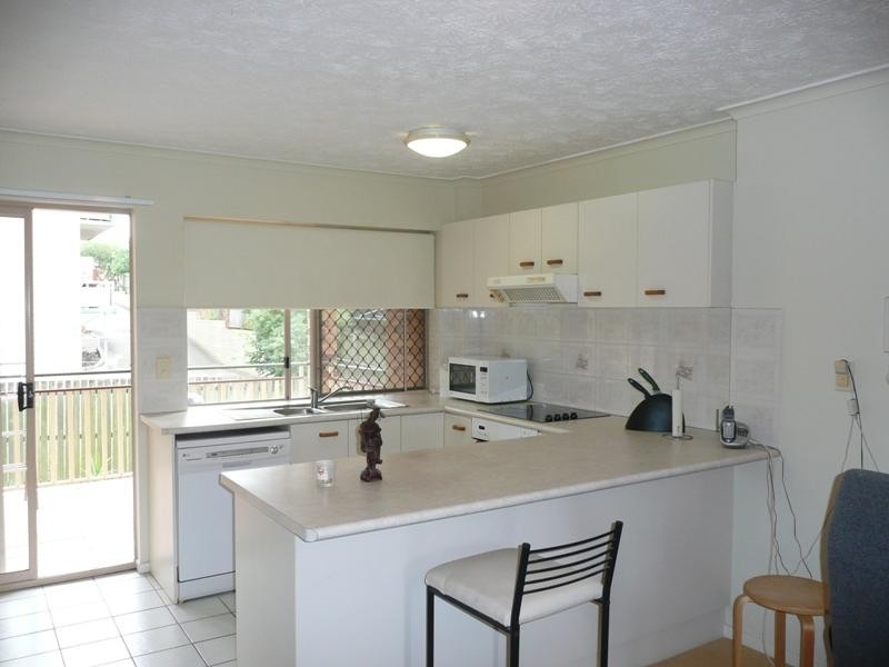 4/45 McLay Street, Coorparoo QLD 4151