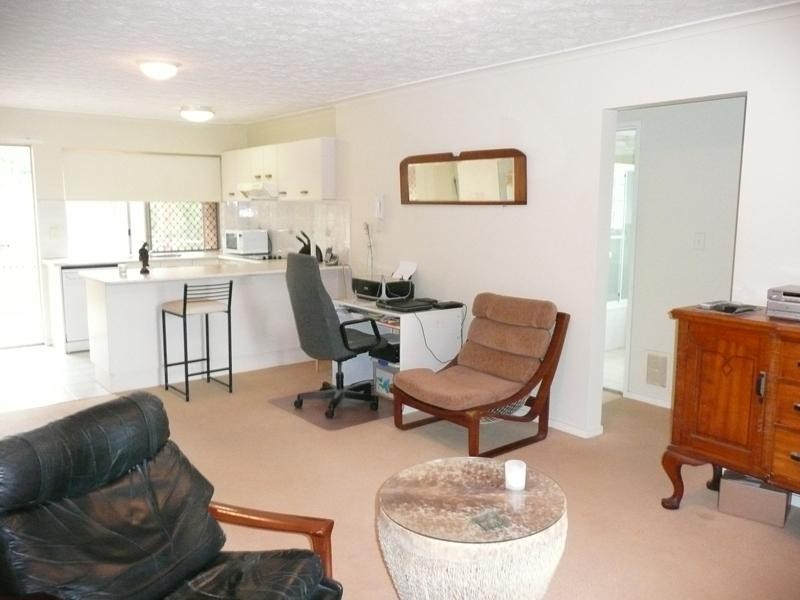 4/45 McLay Street, Coorparoo QLD 4151