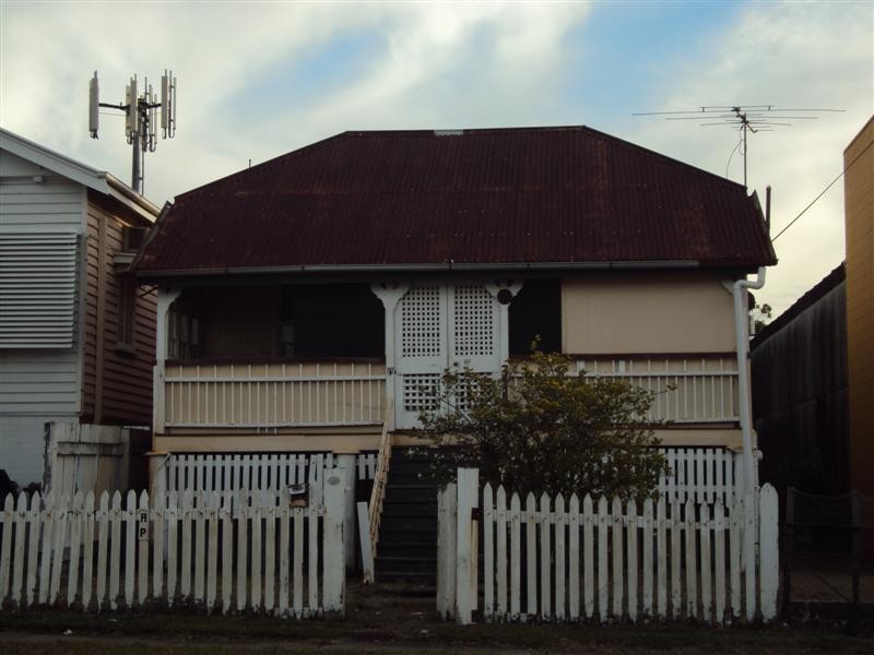 14 Holden Street, Woolloongabba QLD 4102