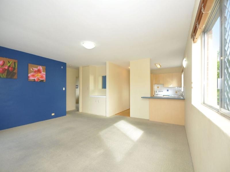 1/35 York Street, Coorparoo QLD 4151