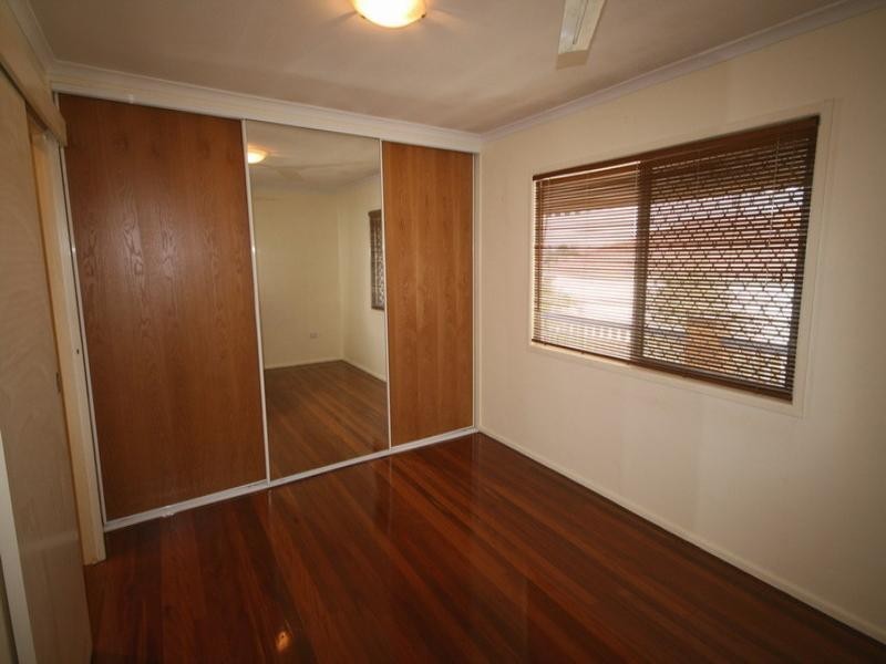 32 Banbury Street, Carina QLD 4152