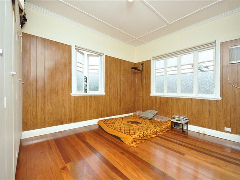 93 Ridge Street, Greenslopes QLD 4120