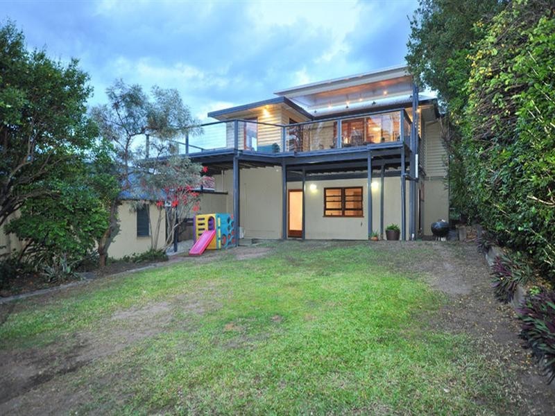 19 Mars Street, Coorparoo QLD 4151