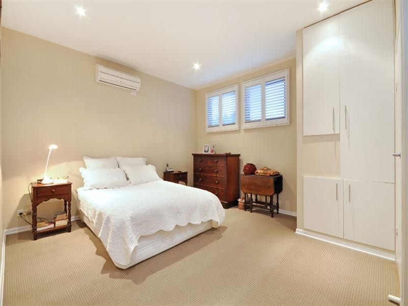 19 Mars Street, Coorparoo QLD 4151