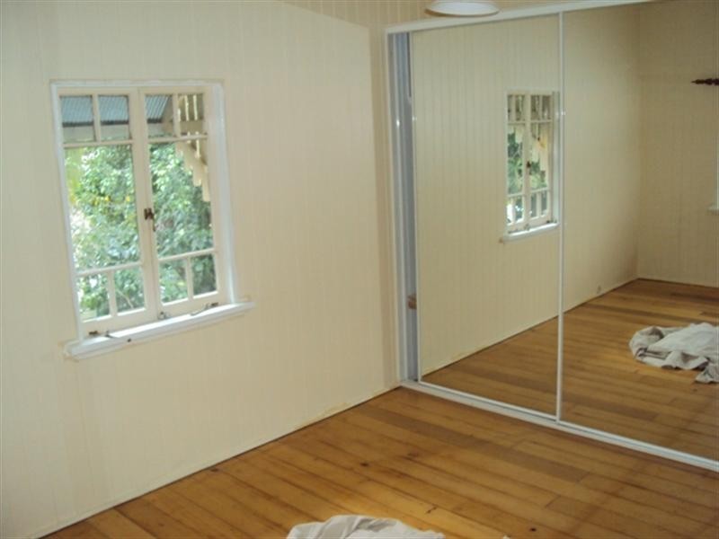 76 Tiber Street, Coorparoo QLD 4151