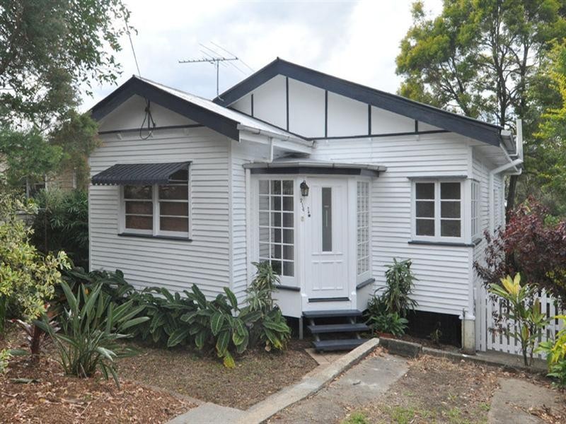 214 Agnew Street, Morningside QLD 4170