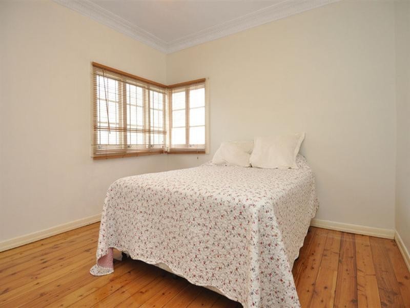 214 Agnew Street, Morningside QLD 4170