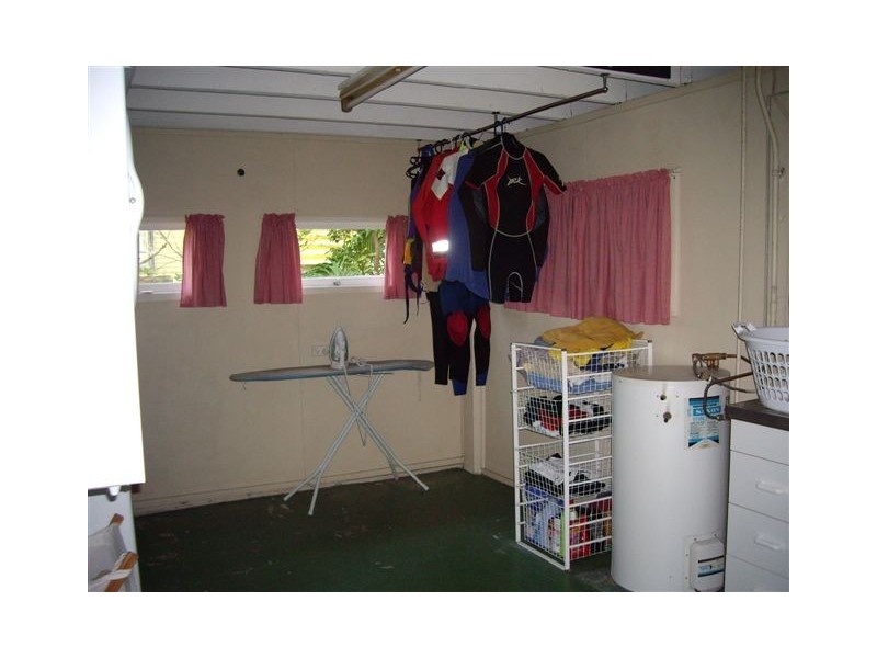 19 Banbury Street, Carina QLD 4152