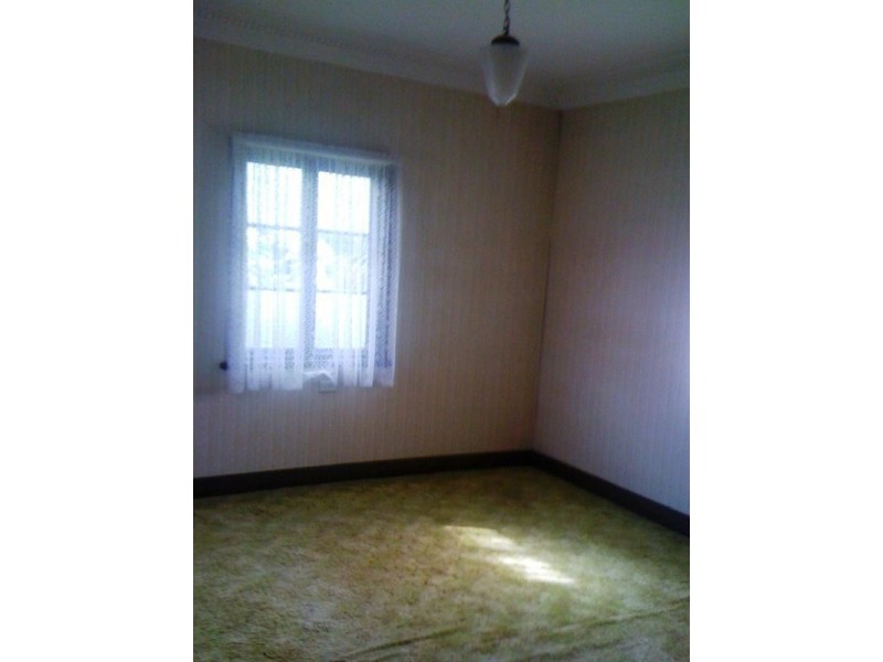 12 Flavelle Street, Carina QLD 4152