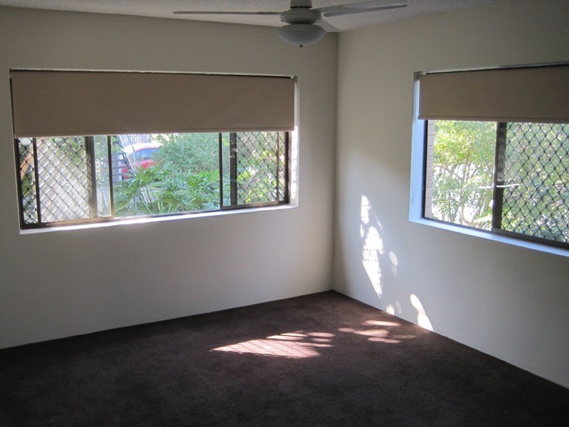 1/43 Denman Street, Greenslopes QLD 4120