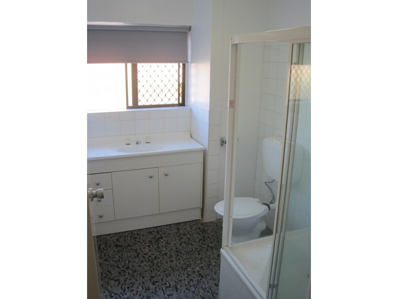 1/43 Denman Street, Greenslopes QLD 4120