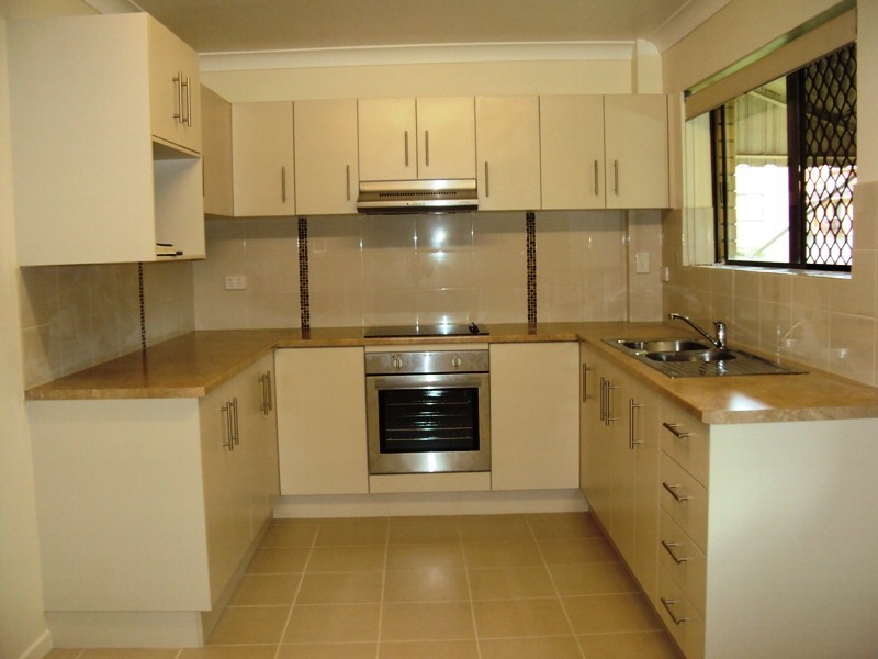 2/28 Weston Street, Coorparoo QLD 4151