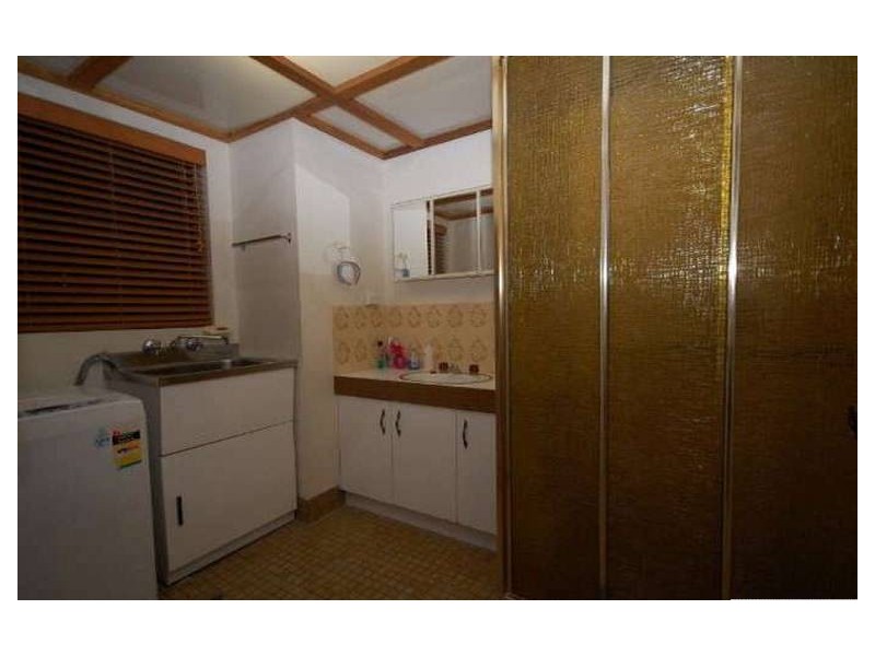 1/37 Derby Street, Coorparoo QLD 4151