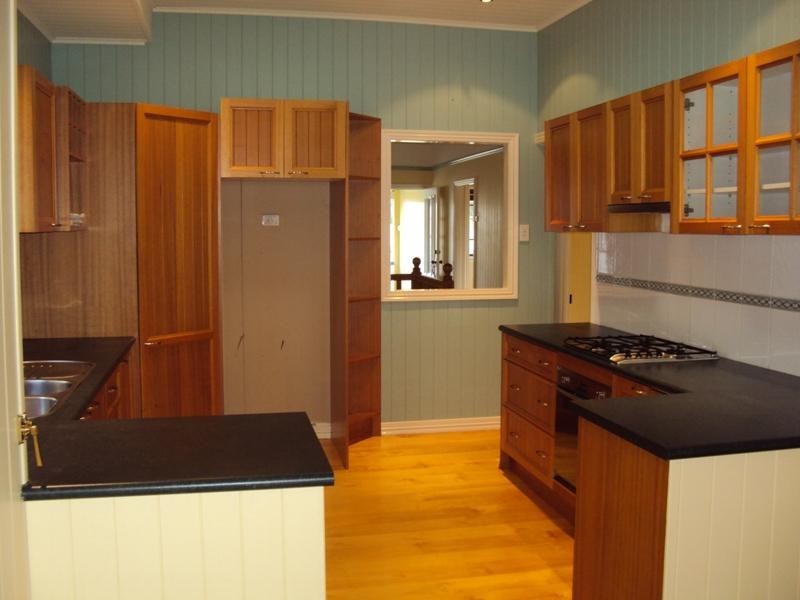 10 Greens Road, Coorparoo QLD 4151