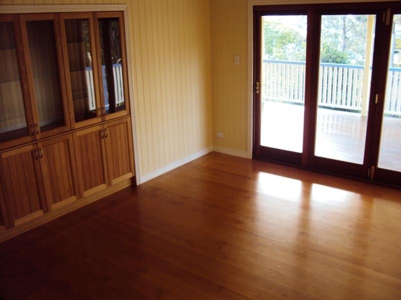 10 Greens Road, Coorparoo QLD 4151