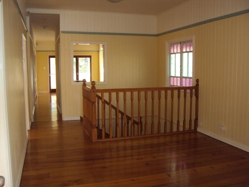 10 Greens Road, Coorparoo QLD 4151