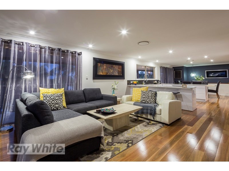 33 Balmerino Drive, Carina QLD 4152