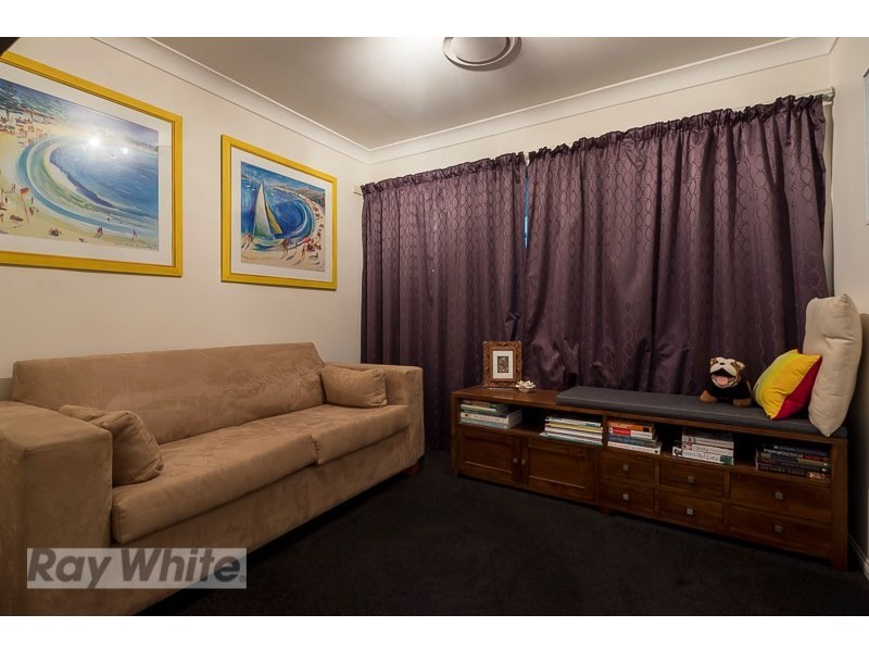 33 Balmerino Drive, Carina QLD 4152