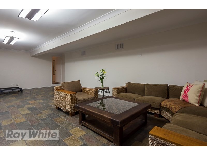 33 Balmerino Drive, Carina QLD 4152