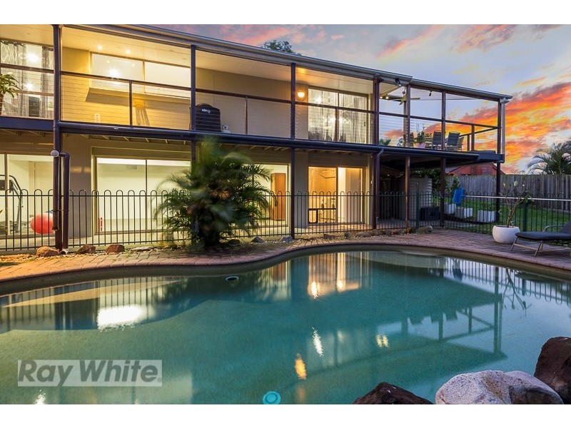 33 Balmerino Drive, Carina QLD 4152