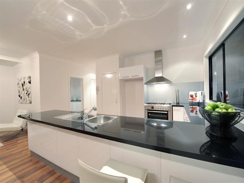 54 Waverley Road, Camp Hill QLD 4152