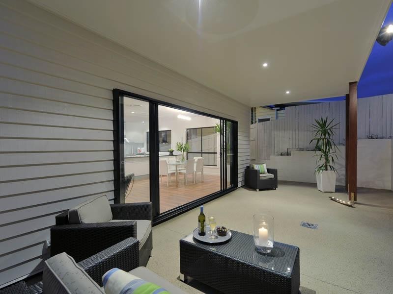 54 Waverley Road, Camp Hill QLD 4152